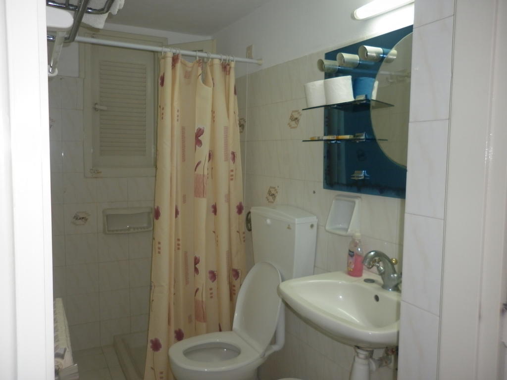 Miramare Hotel Lakkíon Habitación foto